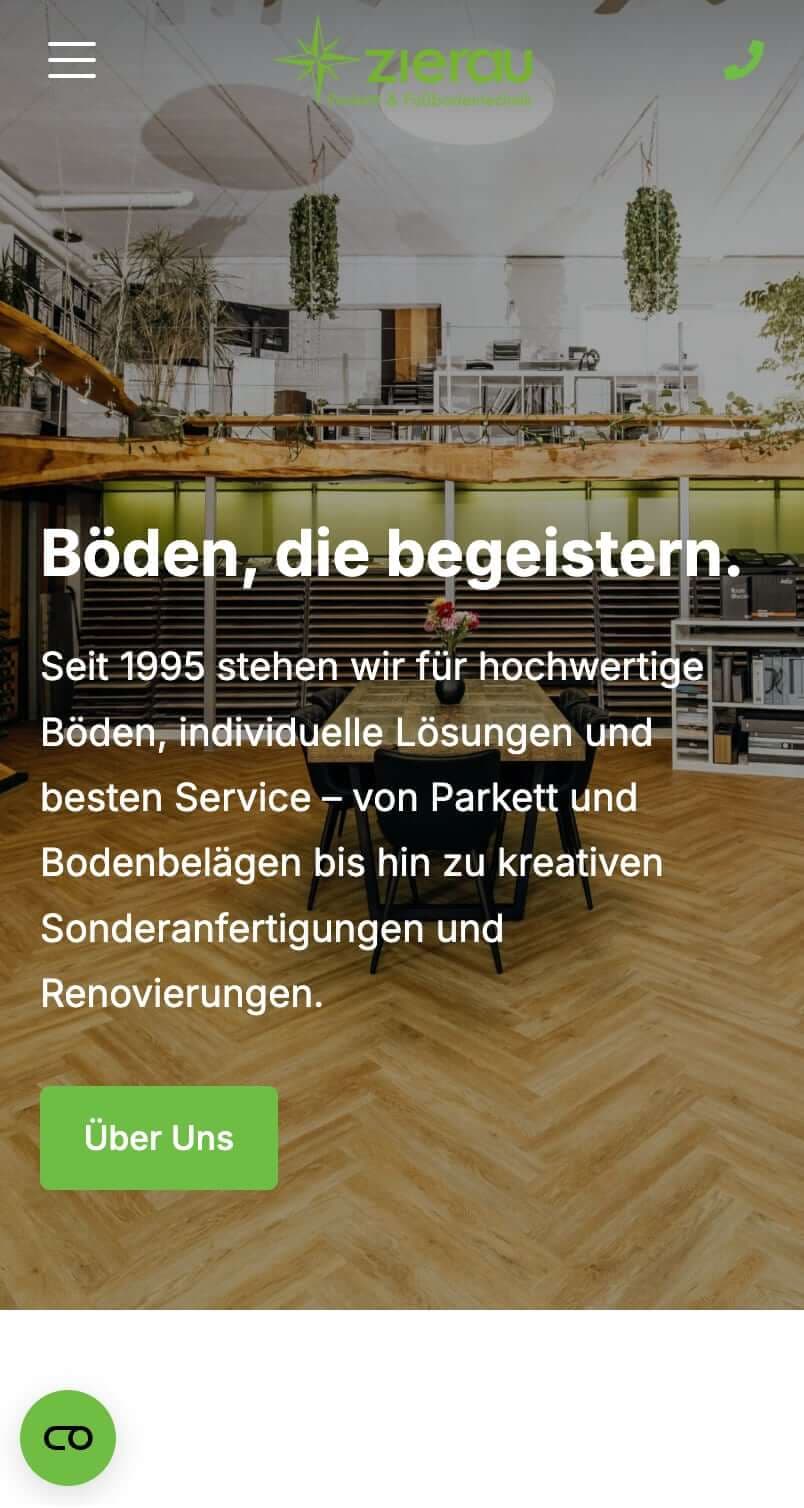 Mobiler Auftritt von Zierau Parkett mit Headline „Böden, die begeistern.“